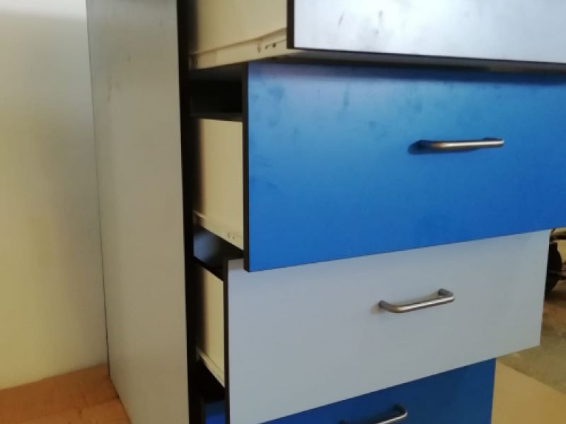 Mobiliario y encimeras fenólicas Mobiliario y encimeras fenólicas