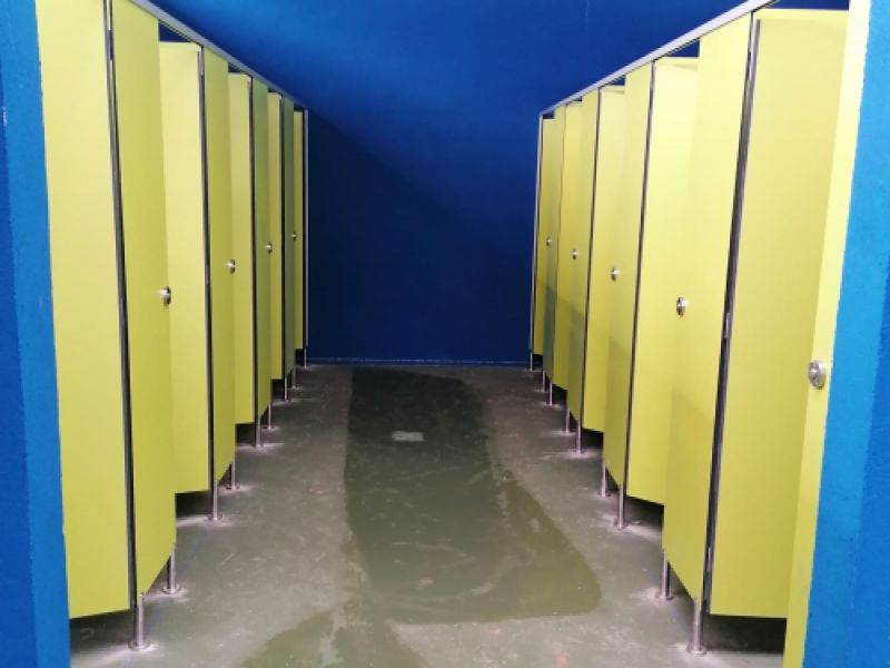 Vestuarios y aseos fenólicos Vestuarios y aseos fenólicos